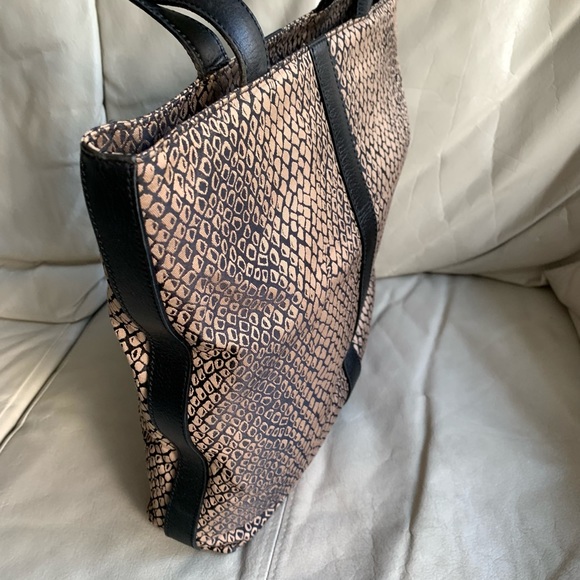 NWOT- LANCEL authentic Paris bag leopard pattern - Picture 3 of 11